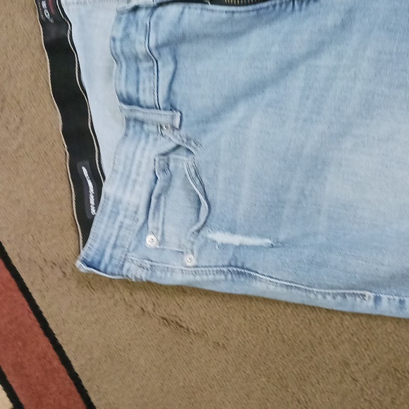 Torrid Sky High Skinny Crop Jeans Size 20 - Picture 3 of 8